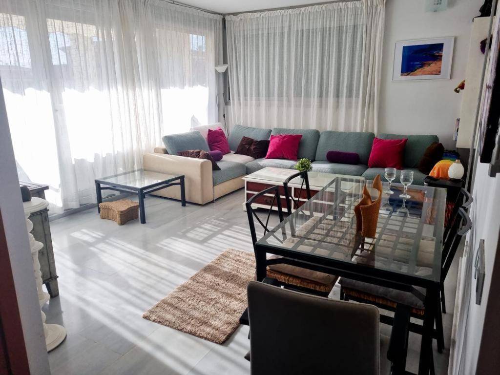 Apartamentos Elegance Денія Екстер'єр фото
