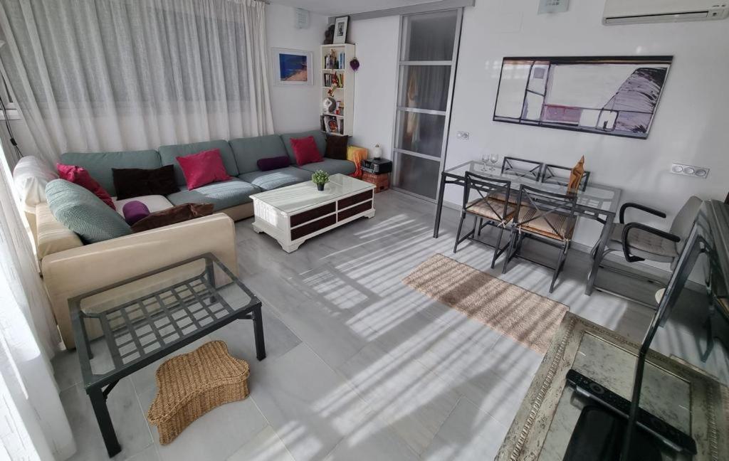 Apartamentos Elegance Денія Екстер'єр фото